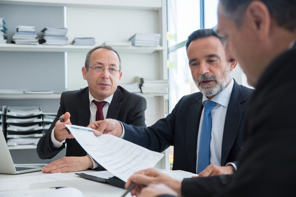 12 Ferramentas de IA Gratuitas para Gestão Empresarial em 2025